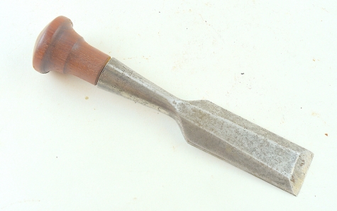 Stanley 1.25" beveled chisel