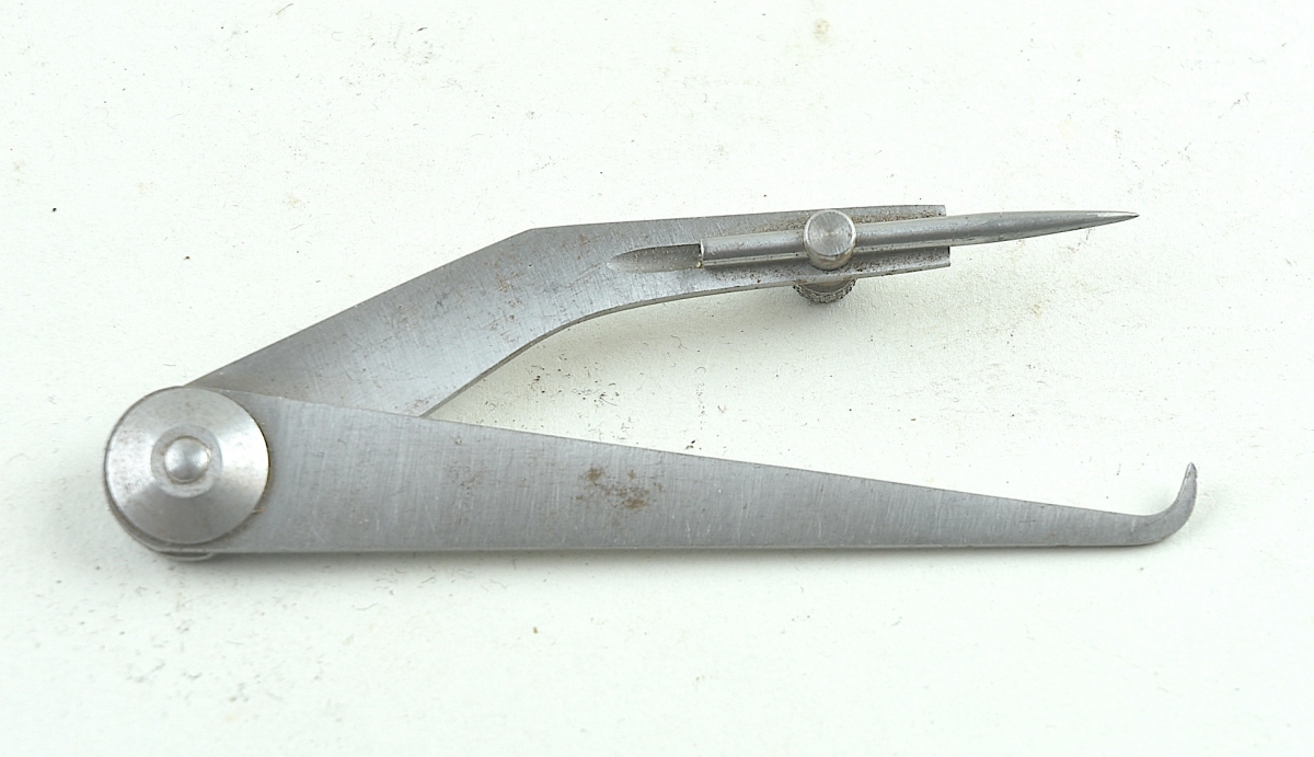 Starrett 4" hermaphrodite caliper No. 243