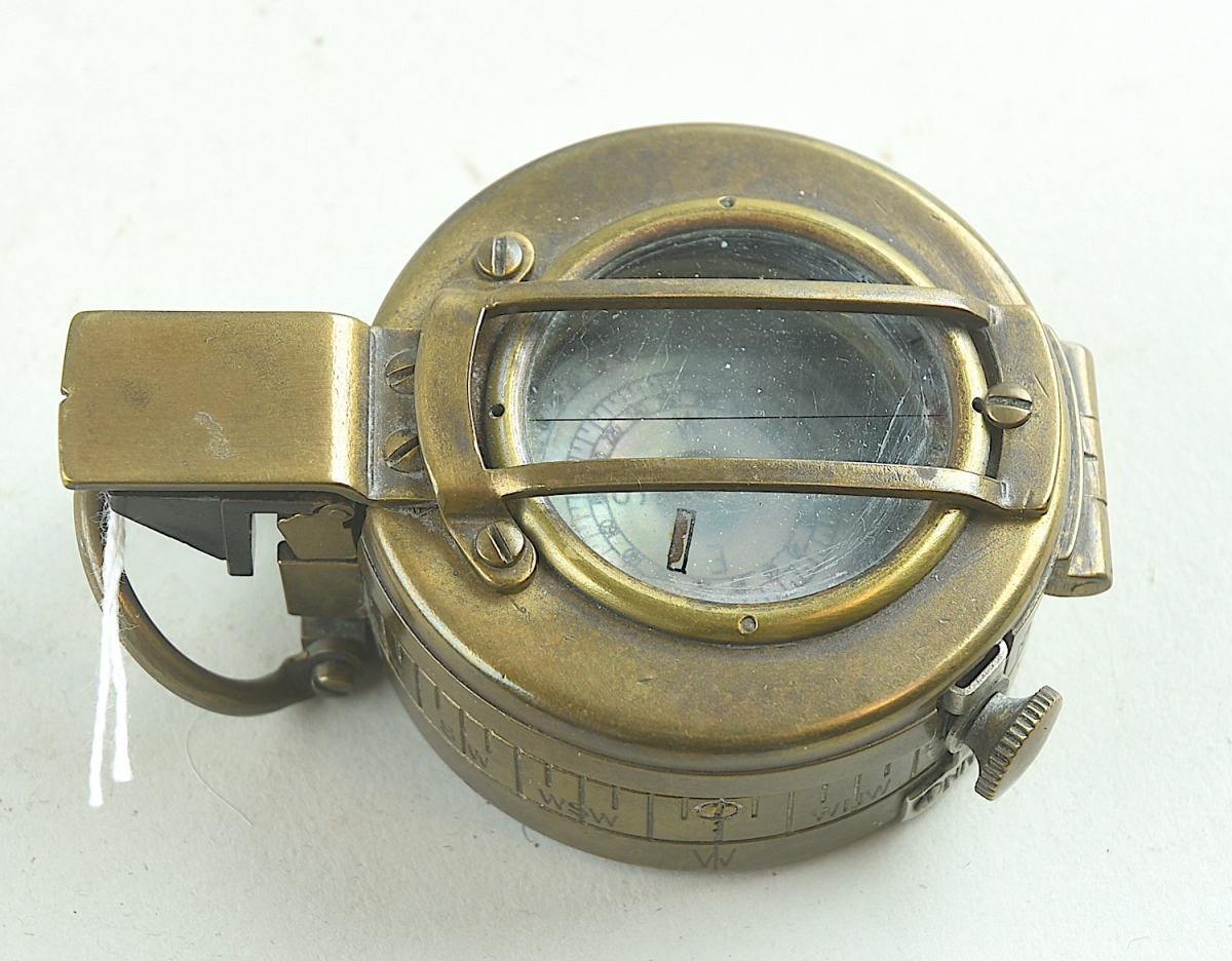 T.G. Co. of London 1941 sighting compass