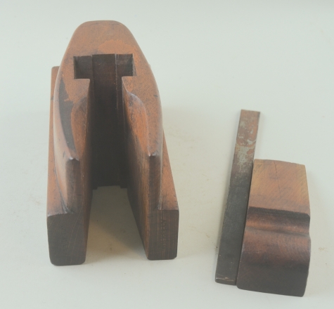 Chamfer plane with boxwood body