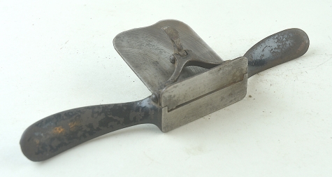 Tatum cabinet scraper with cam lever