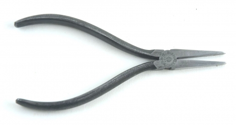 Diamalloy 5" flat nose pliers